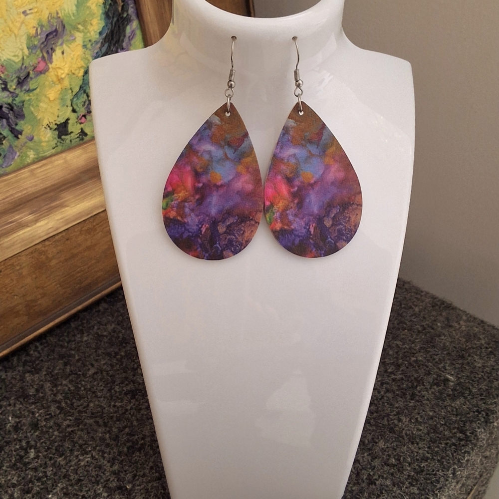 💥SALE💥NEWMulti Color Dangle Earrings